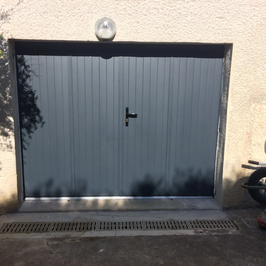 Porte De Garage 16
